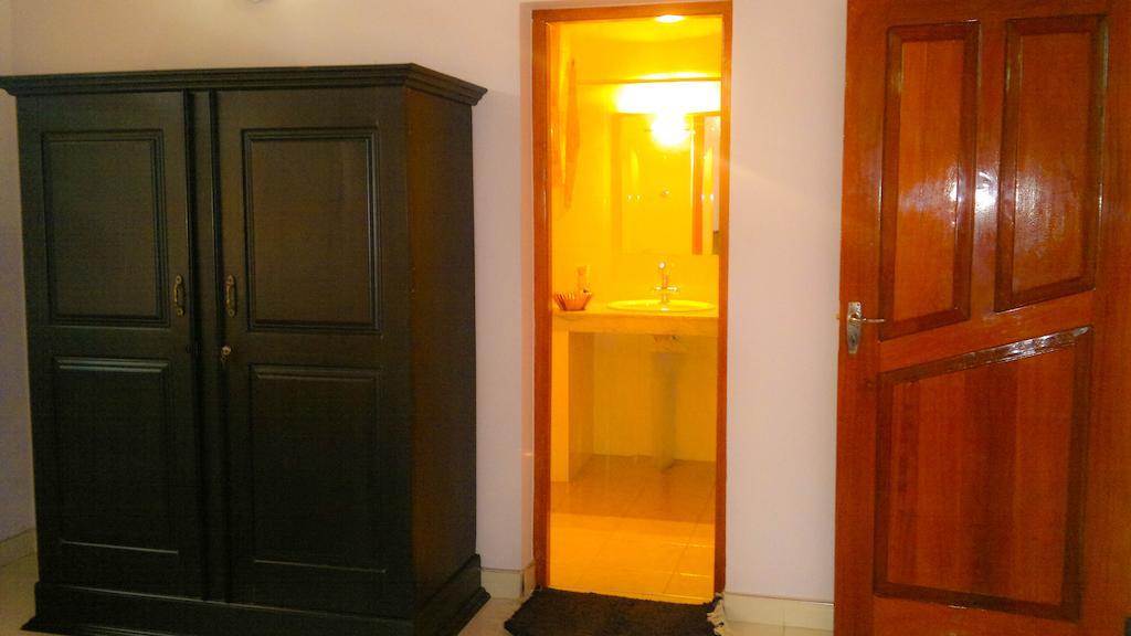 Serendib Guest House Negombo Phòng bức ảnh