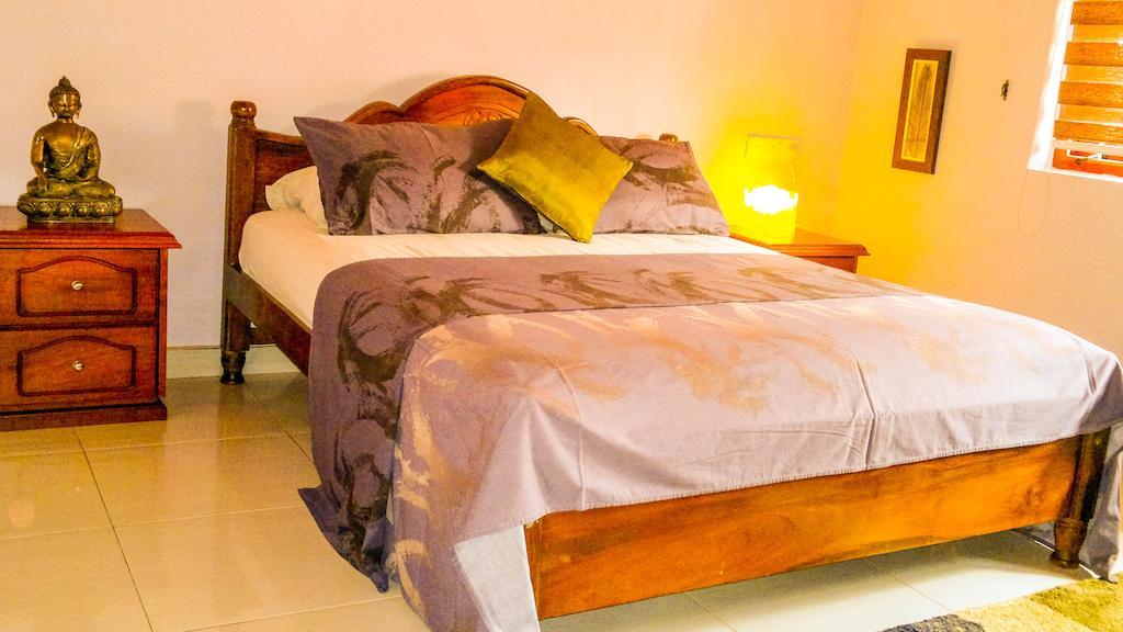 Serendib Guest House Negombo Phòng bức ảnh
