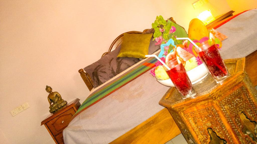 Serendib Guest House Negombo Phòng bức ảnh
